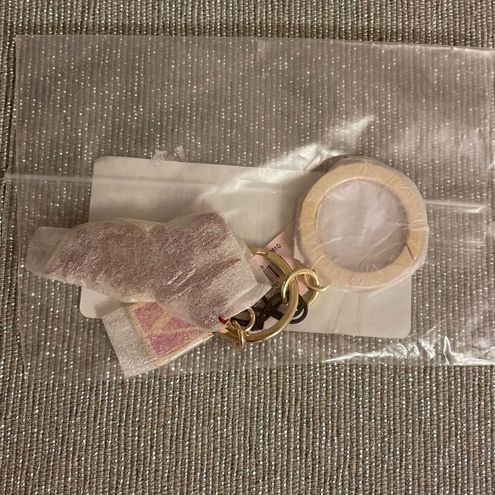 Keychain charm - Picture 7 of 8